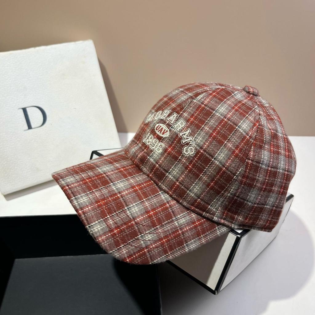 Ins College Style Plaid Baseball Cap England Polished Cotton Cap Men And Women Couple Hat