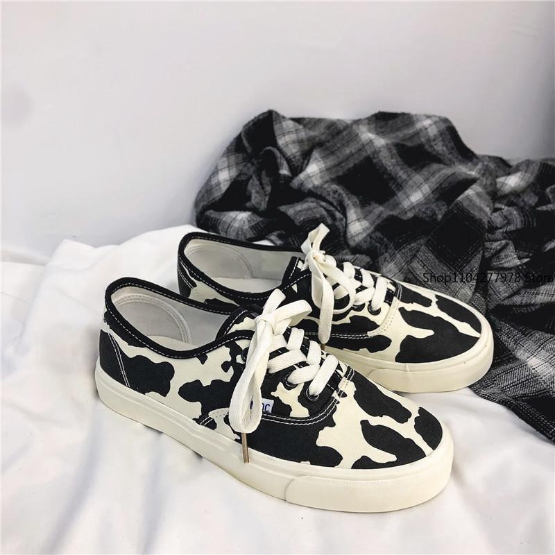 Fashion Women Sneakers 2025 Leopard Canvas Lace Up Ladies Flats Outdoor Running Walking Shoes Comfortable Breathable Female Footwear