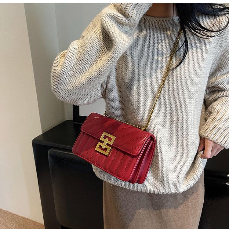 Autumn and Winter Retro Small Bag Women's New Popular Versatile Chain Messenger Bag Fashionable Shoulder Small Square Bag