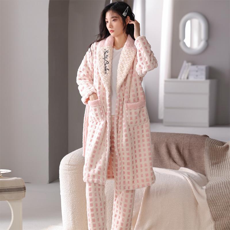 Coral Fleece Nightgown Women 'S Winter Lace -Up Pajamas Homewear Flannel Hotel Style Long Bathrobe Set