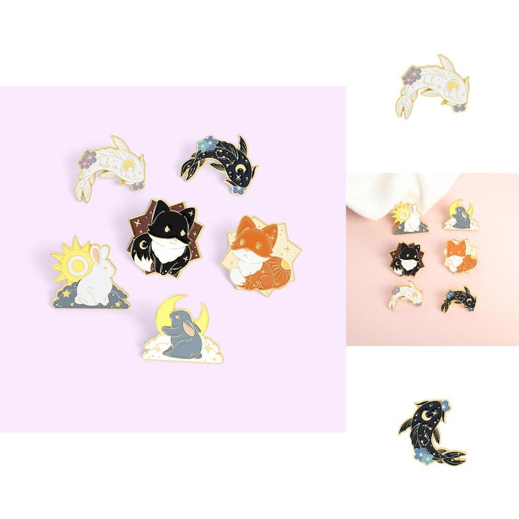 Stylish Animal Couple Badge Adorable Tai Chi Fish Black And White Rabbit Fox Brooch