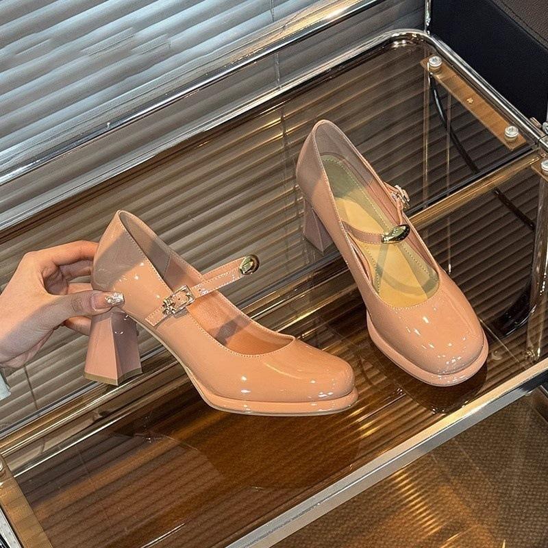 2025 spring and autumn new patent leather single shoes French retro word with sexy high heels waterproof table round head thick heel women