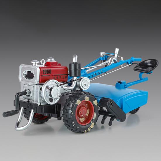 Model Mini Tractor Agricol Retro cu Lumină Sunet Articulații Mobile Vehicul Agricol de Bilonat cu Manivelă Manuală Jucărie Figurine Decor