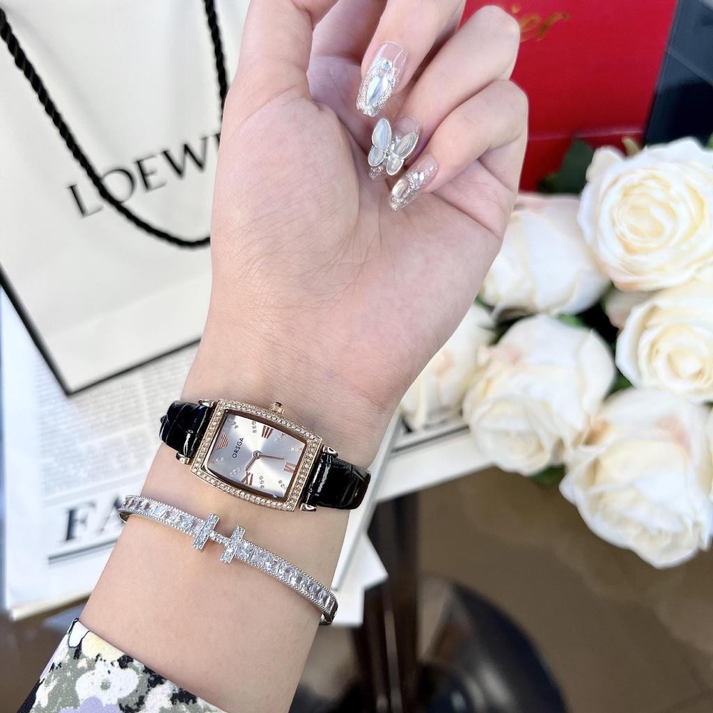 Oushijia New Square Diamond Women's Roman Minimalist Tonneau Quartz Watch