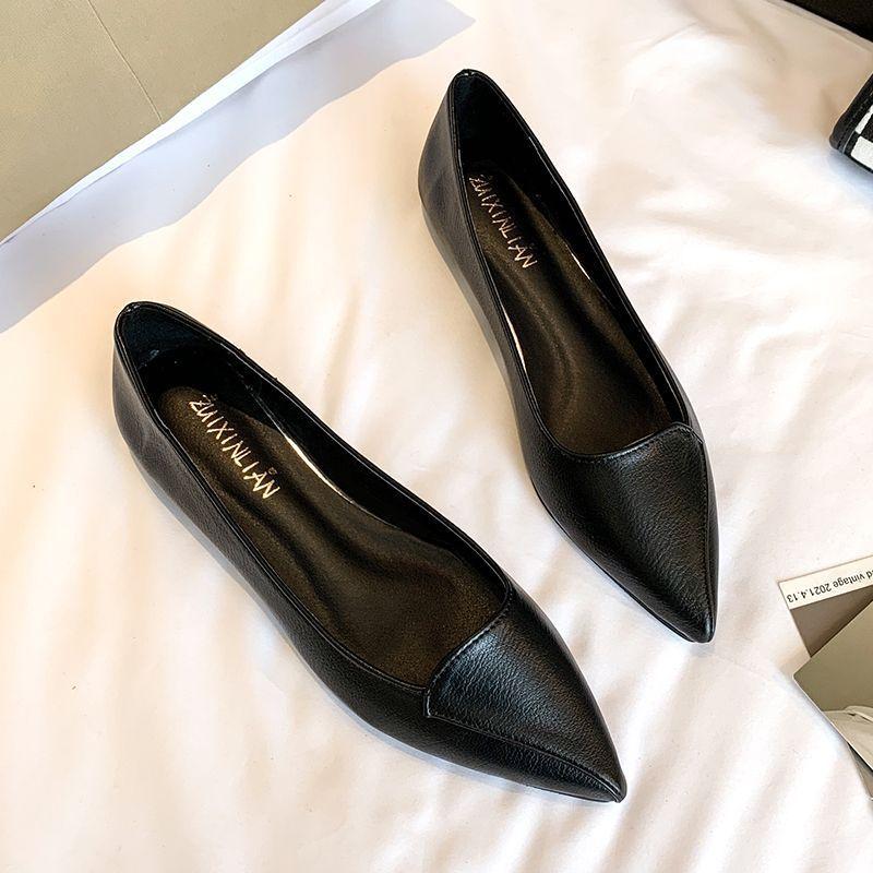 Chaussures noires à semelle souple chaussures de soirée douces nouvelles polyvalentes d'été et d'automne chaussures simples pointues à bouche peu profonde pour femmes à semelle plate