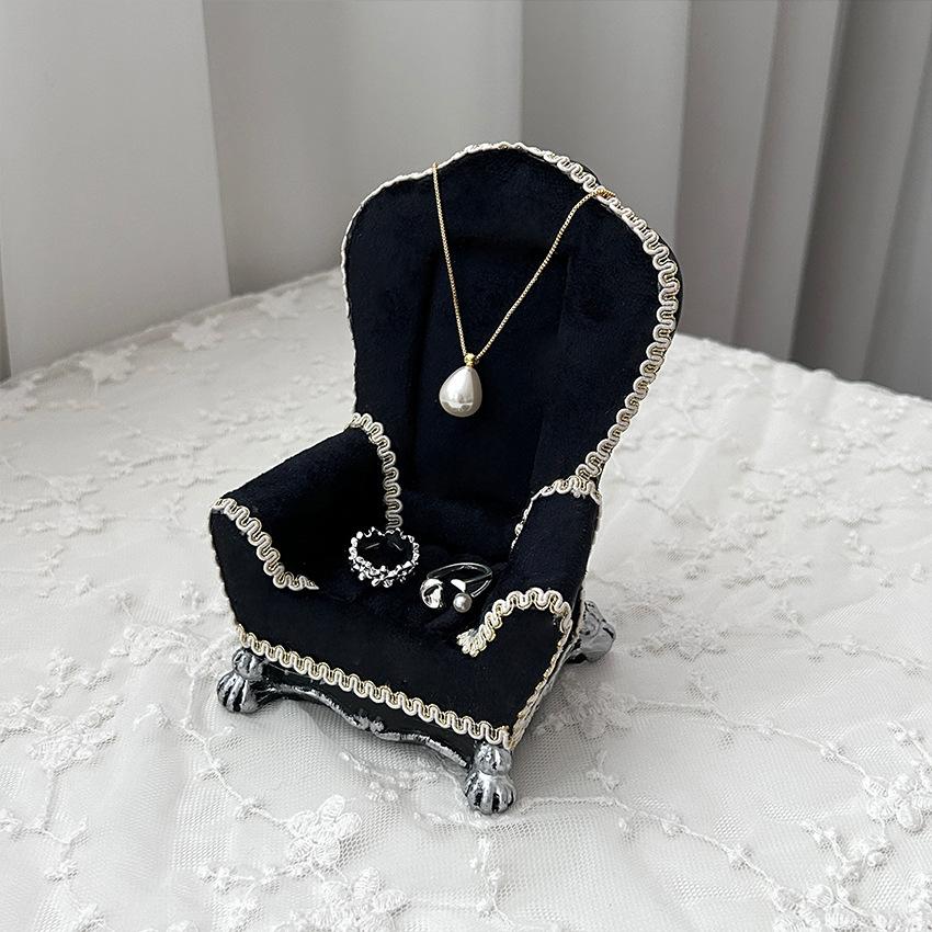 Mannequin Jewelry Storage Rack Necklace Holder Wedding Sofa High Heels Gift Earring Rack Jewelry Organizer for Rings Necklace