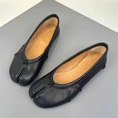 Split Toe Women Ballet Flats Fashion Tabi Shoes Casual Slip-on Loafers Ladies Pleated Leather Espadrilles Zapatillas Mujer