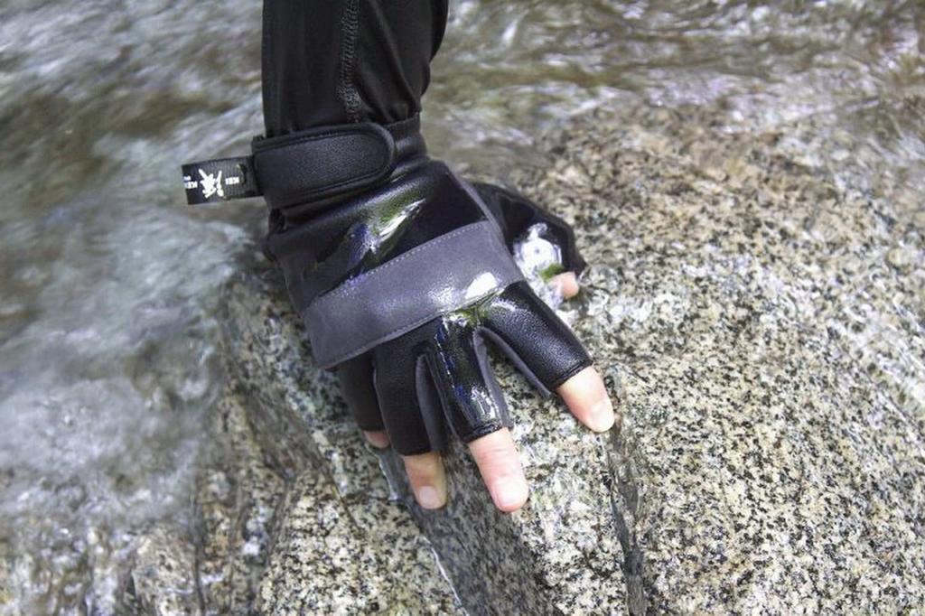 Caravan Mountain Stream Gloves Pro CV03613 190 Black L