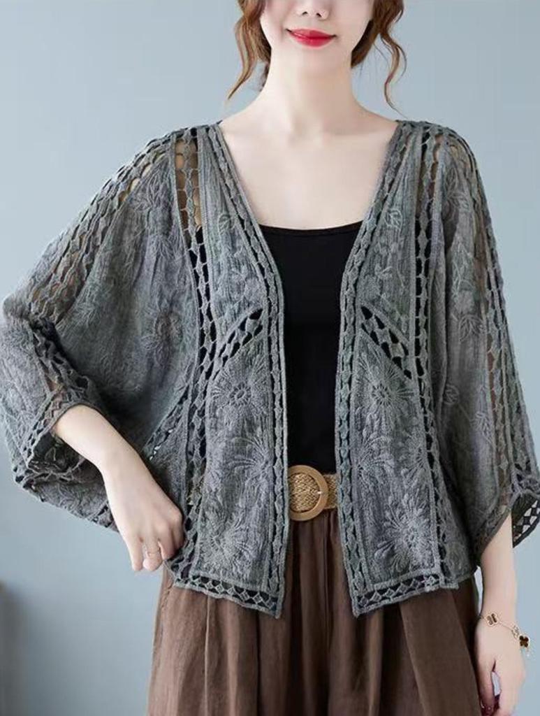 Evropský a americký letní krajkový háčkovaný kardigan dámská plážová bunda proti slunci