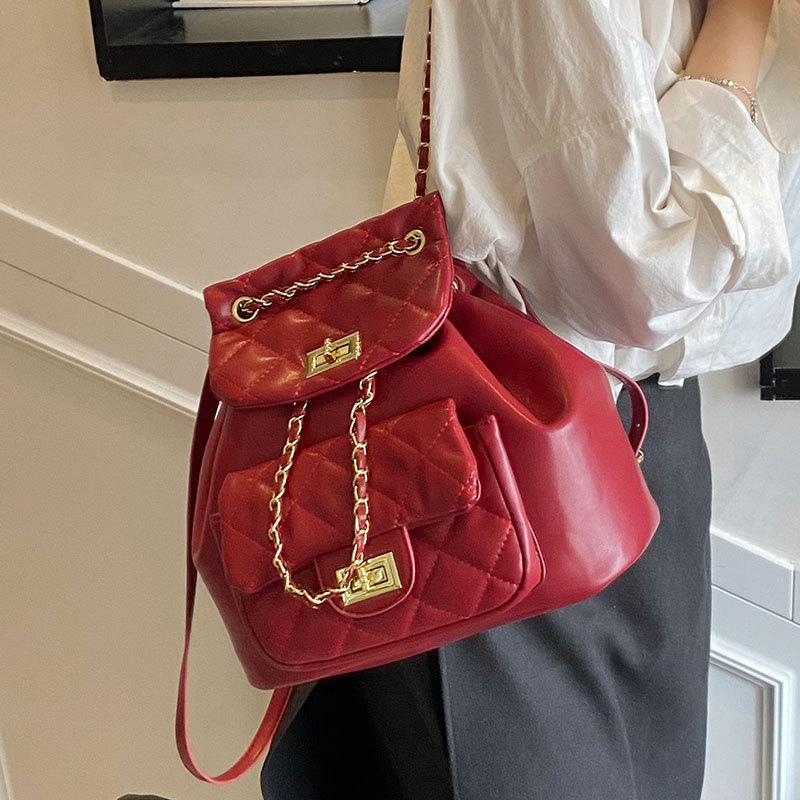 Korean Version of the Popular High-end Sense Small Fragrant Wind Rhombus Chain Small Backpack Fashion Casual Versatile Commuting Foreign Style Backpac