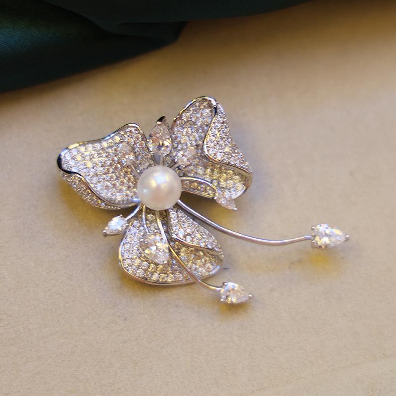 Copper Gold-plated Bauhinia Brooch with Zircon and Pearl Accents