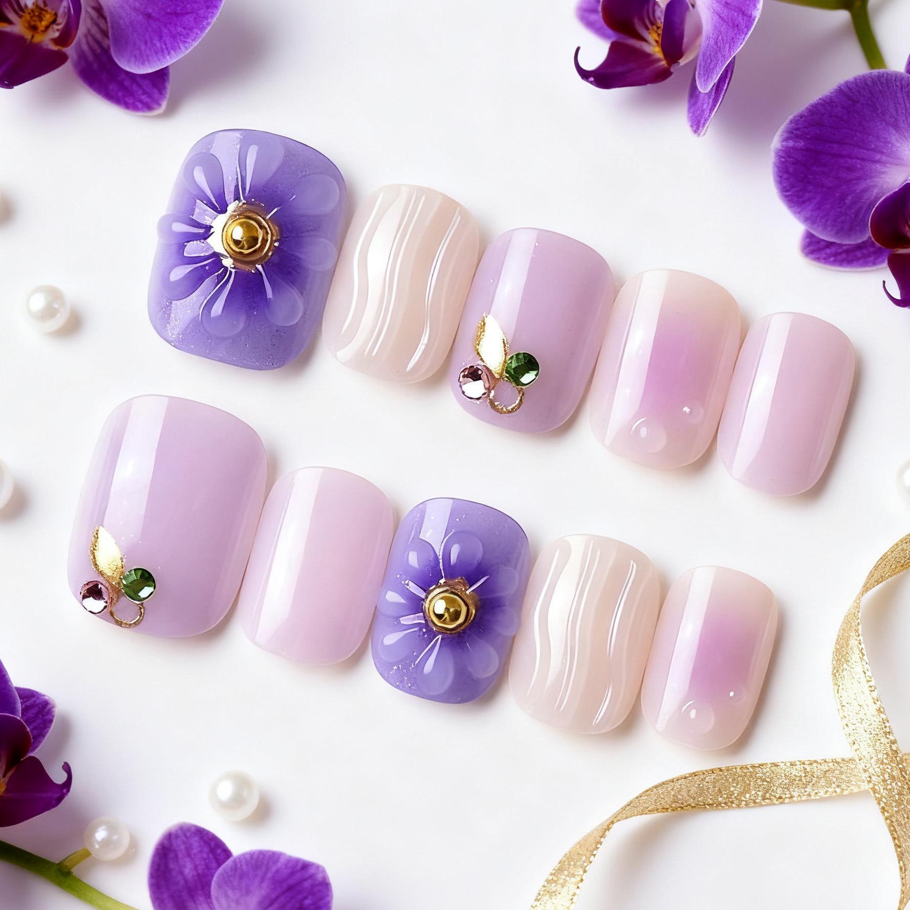 30pcs 3D Gold Foil Floral French Oval Nail Art Tips, Whitening Pre-made Short Nails