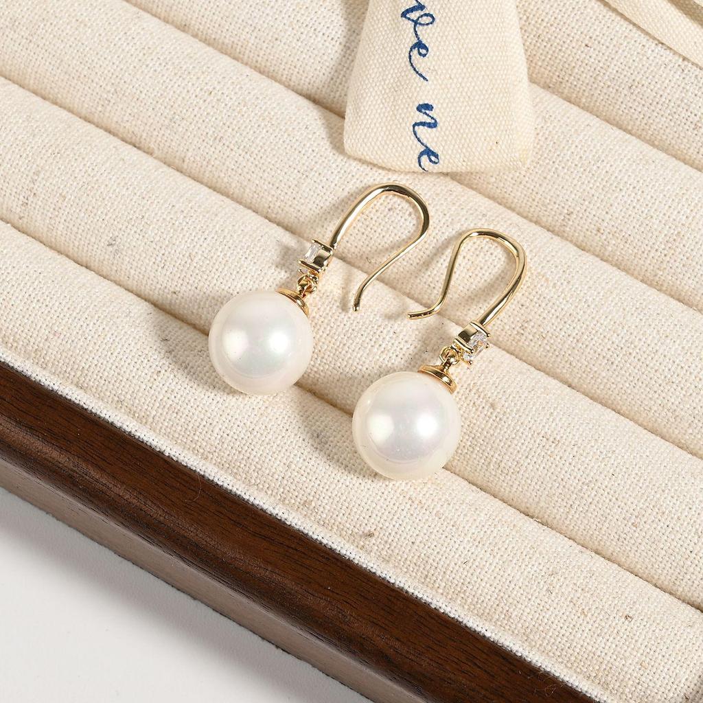 925 Silver Freshwater Pearl Stud Earrings: European-American Style, Elegant Shi Family Design