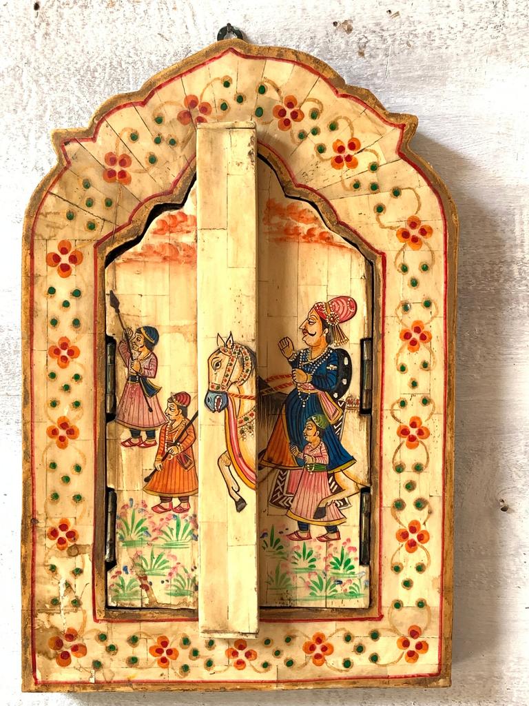 Handmade Carved Wooden Inlay Window: Painted Indian King Decor