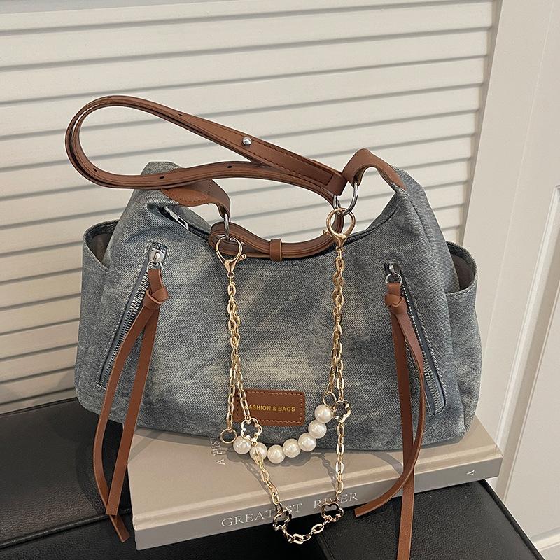

Women s bags cross 2025 new fashionable and cute ins large-capacity versatile casual foreign style single shoulder oblique span tote bag