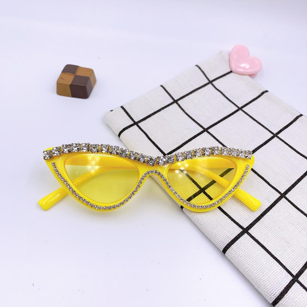 Internet Fashion Children'S Sunglasses Triangle Personality Sticky Diamond Children'S Fried Street Glasses Travel Photo Sunglasses