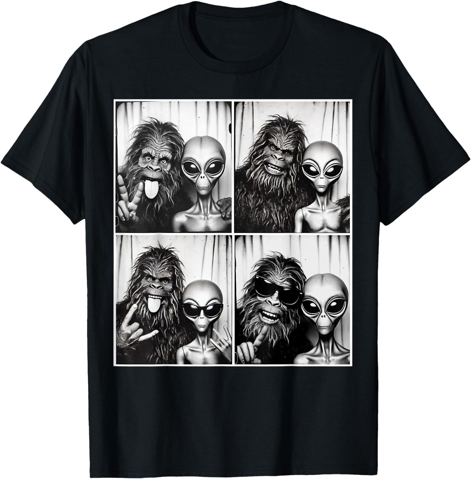 Funny Photobooth Photo Sasquatch UFO Bigfoot And Alien T-Shirt All Size S-4XL L