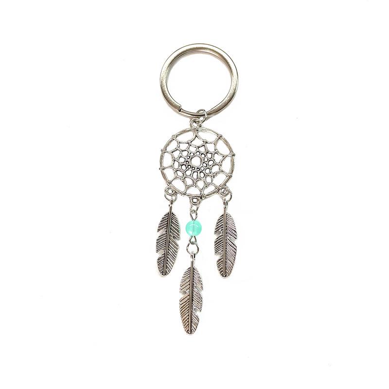 

Брелок-подвеска в виде листа-кисточки «Ловец снов» зелёный