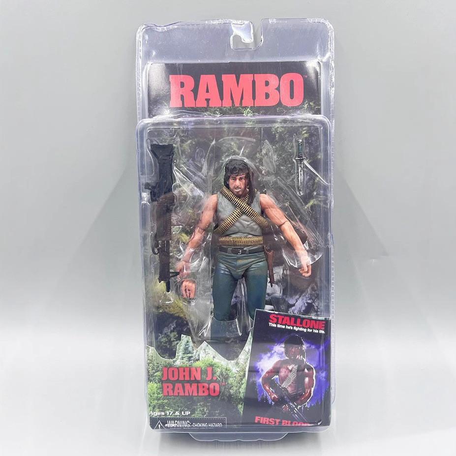 Action figure di Stallone tratta da First Blood, realizzata in PVC per collezionisti e fan.