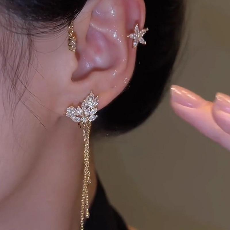 2026 Star Leaf Tassel Earmuff Earrings: Multi-functional Jewelry