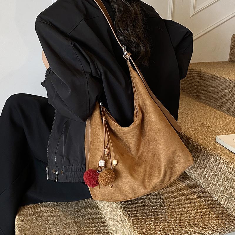 Suede bag large-capacity women's bag 2025 new high-end atmospheric shoulder messenger bag commuter versatile tote bag