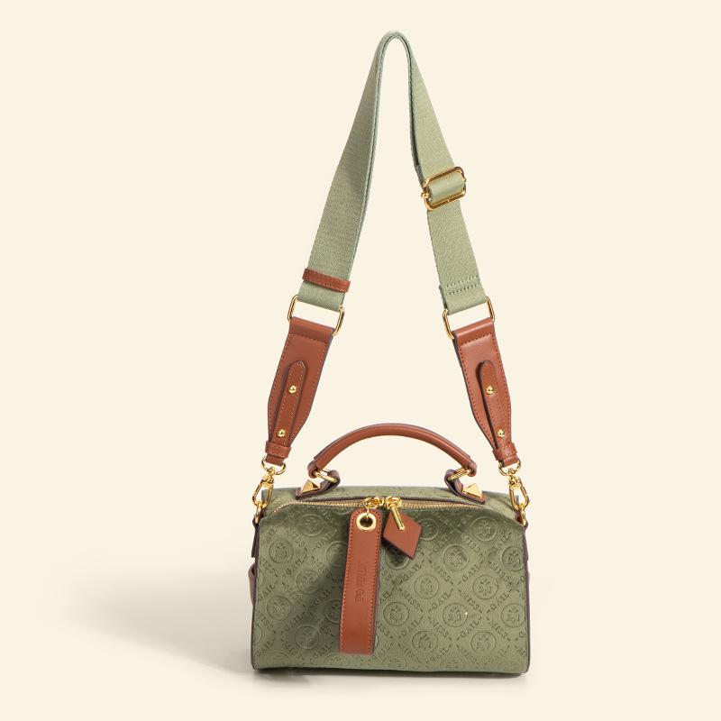 

Ретро бархатная текстурированная сумка-подушка кроссбоди с широким ремнем