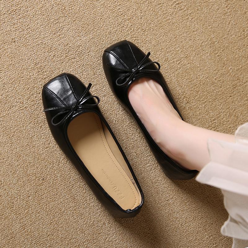 

Fashion CRLAYDK Classic Women Flat Work Shoes Casual Slip On Loafers Ladies Lightweight Soft Leather Dressy Walking Mules Driving Mocs 40