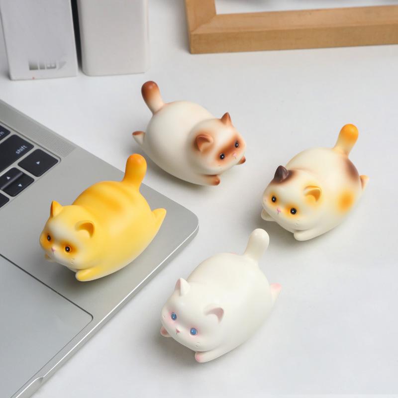 Cartoon Furui Cat Shake and Play FigurineCute Cat Resin Handicraft Office Desktop Figurine