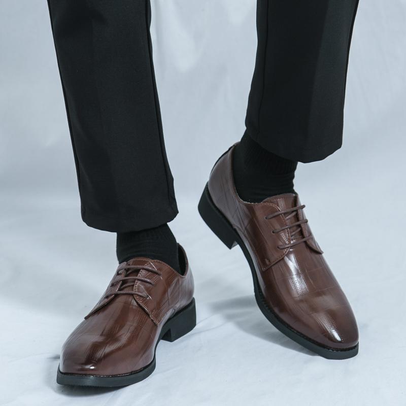 Fashion Hot Sale Leather Business Oxfords Shoes Luxury Brand Male Office Shoes Patent Leather Lace-Up Casual Shoes Men Fashion Flats