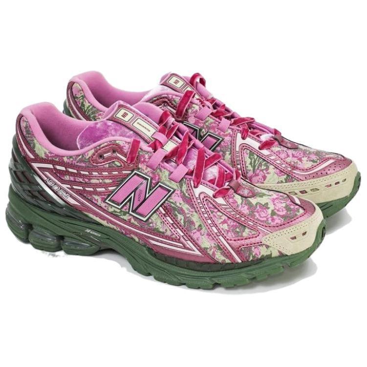 נעלי ספורט לגברים Jack Harlow x New Balance 1906R Rose Runner בצבע ורוד-ירוק-סגול-מטאלי M1906RJH