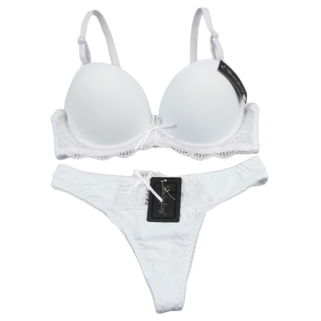 Sexy Lace Push-up Bra and Thong Set Plus-size Anti-sagging Lingerie with Skin-friendly Comfortable Panties
