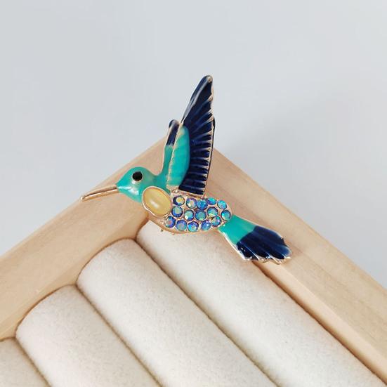 Yousheng Bird Brooch Realistic Flying Bird Colorful Rhinestone Decor Smooth Clothes Decoration Jewelry Anti-rust Colorfast Lady Dress Shirt Collar