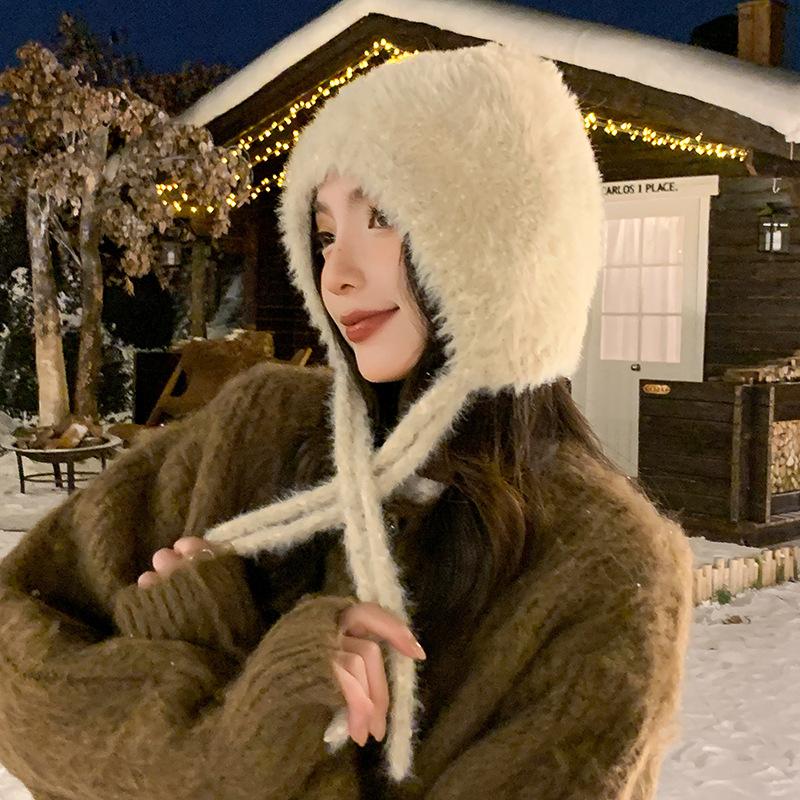 Female autumn and winter cute lace-up plush hat outdoor windproof thickened wool hat showing small face ear protection knitted hat