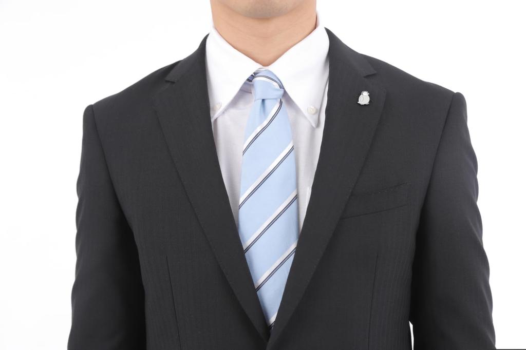 Don Flyee Baby Penguin Pin Badge, Cute and Funny Animal Motif, Butterfly Clutch Accessory, Alloy, C0075