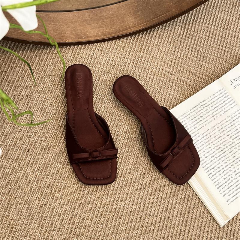 

Женские шелковые атласные полушлепанцы Женские туфли на высоком каблуке с ремешком Весна Лето Новая мода Универсальные туфли с французским узлом-бабочкой 42 шоколадный