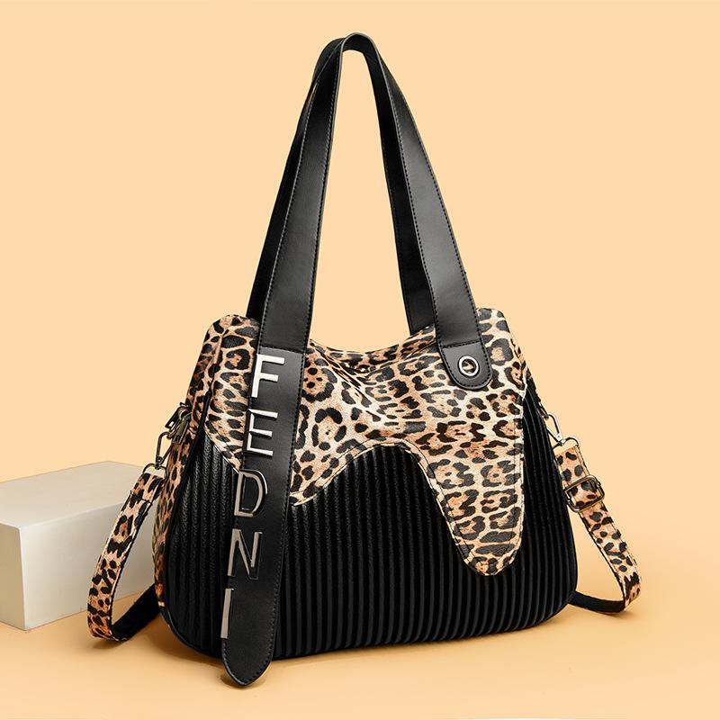 Single-shoulder Bag - Women's Large Capacity Tote Handbag - Retro Underarm Bag