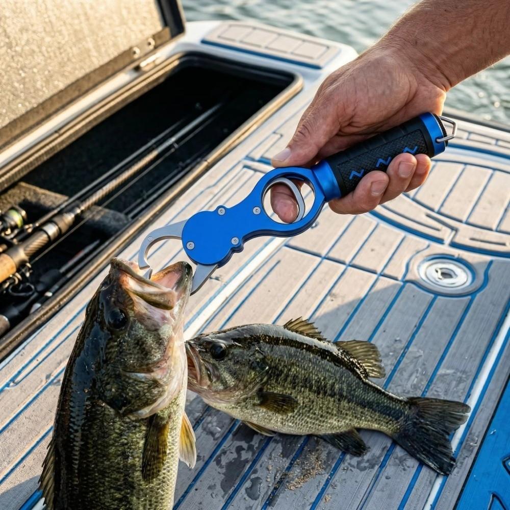 Heavy Duty Fishing Gripper Long Handle Fish Holder Weight Scale Fish Lip Gripper Fishing Tool