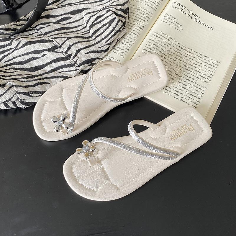 Spring and Summer New Fashionable Outdoor Sandals Versatile Plus Size Slippers Women's Flip Flops