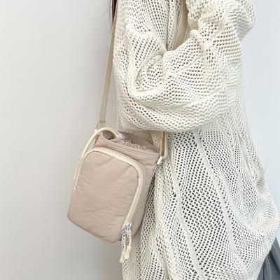 Umhängetasche Damen neue koreanische Version von einfacher einfarbiger kleiner quadratischer Tasche lässig vielseitig Handy-Tasche Studenten-Wasserflaschen-Tasche Trend