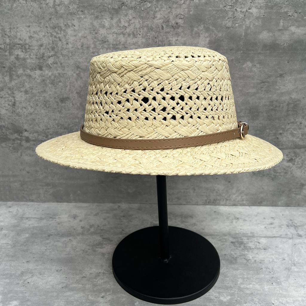 French retro old money wind flat top straw hat women's summer hand-woven hollow breathable sun hat travel vacation hat