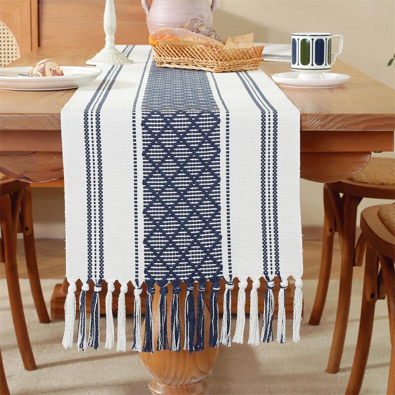 Changshen Modern Nordic Light Luxury Table Runner