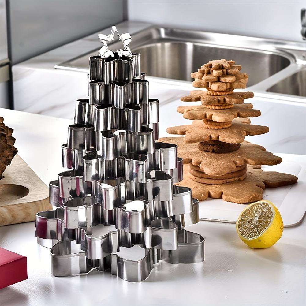 10pcs Stainless Steel Snowflake Cookie Cutters, Christmas Baking Molds for Sugar Cookies, Kitchen Tools for Holiday Baking