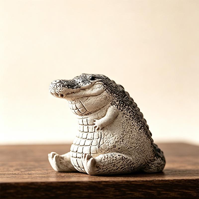 Miniature Crocodile Statue Resin Handicrafts, Stress-relieving Decorative Items, Tea Room Table Ornaments