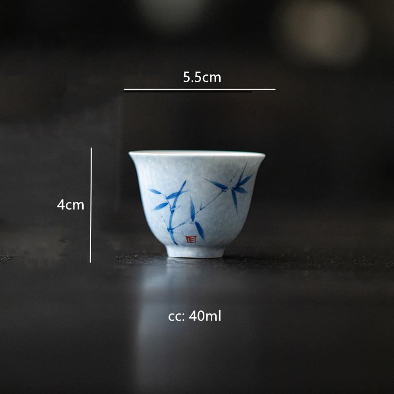 

40ml Hand-painted Blue and White Porcelain Tea Cup Underglaze Beauty Master Cup Ceramic Personal Single Cup Home Tea Accessories 40ml