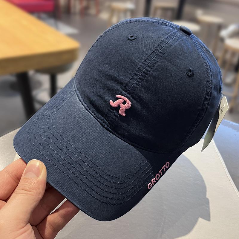 

Fashion letter sticker embroidered baseball hat 2025 spring and autumn new versatile retro cap 55-59 (Adjustable) темно-синього кольору