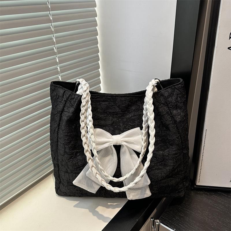 

Large capacity bow sweet beautiful women bag new fashion beautiful shoulder bag student class commuting tote bag чёрный
