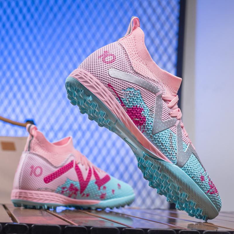 2025 New Football Shoes Long Nails Broken Nails Youth Men's Shoes Competition Training Shoes Women's Sports Shoes Large Size