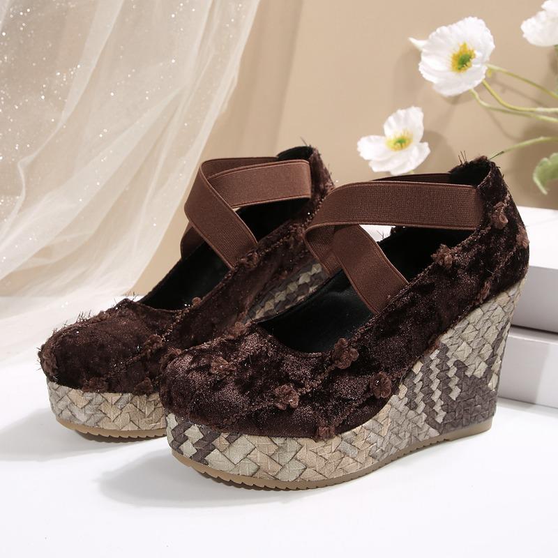 

Мода Женская Мода Обувь на танкетке Лето Новинка Круглый носок Мелкий вырез Водонепроницаемая Платформа Замша Нескользящие Высокие каблуки 43 темно-коричневого