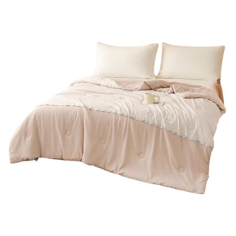 

Paul Frank Yarn-Dyed Jacquard Soybean Blend Quilt