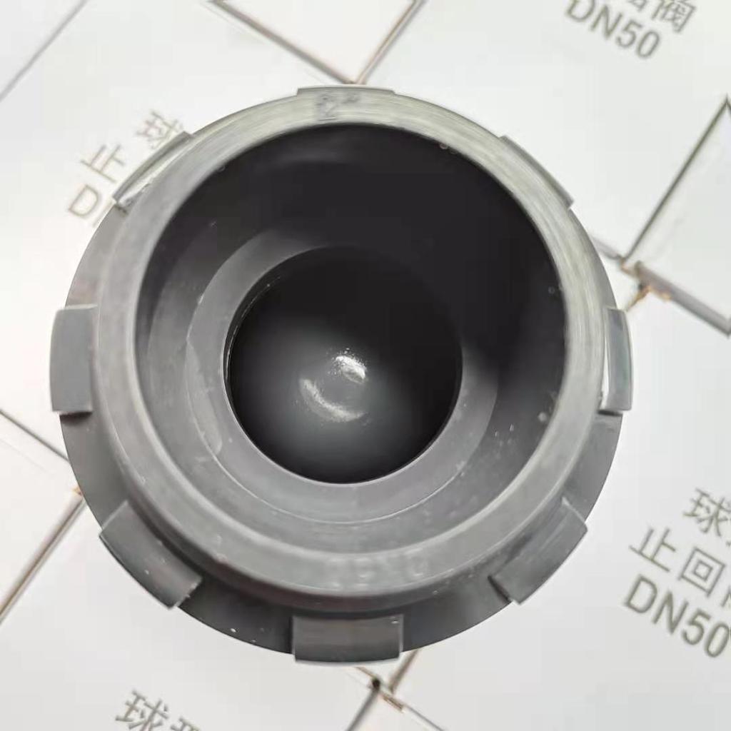 UPVC One-Way Ball Check Valve for Water Pipes, Vertical Non-Return, Industrial PVC, DN15-DN100